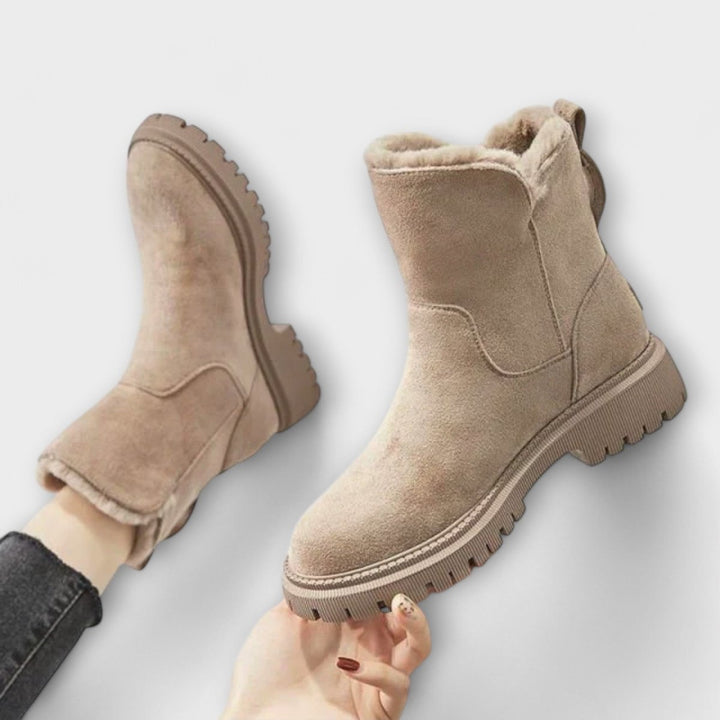 Alwa | Warm winter boots with soft lining - Barbara benjamin new york
