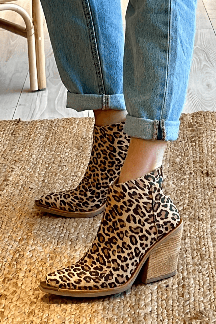 Audrey | Pointed Toe Cowboy Boot - Barbara benjamin new york