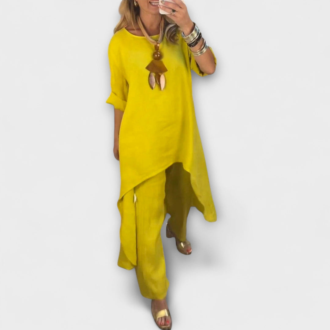 Tabea - Linen Suit with Round Neckline