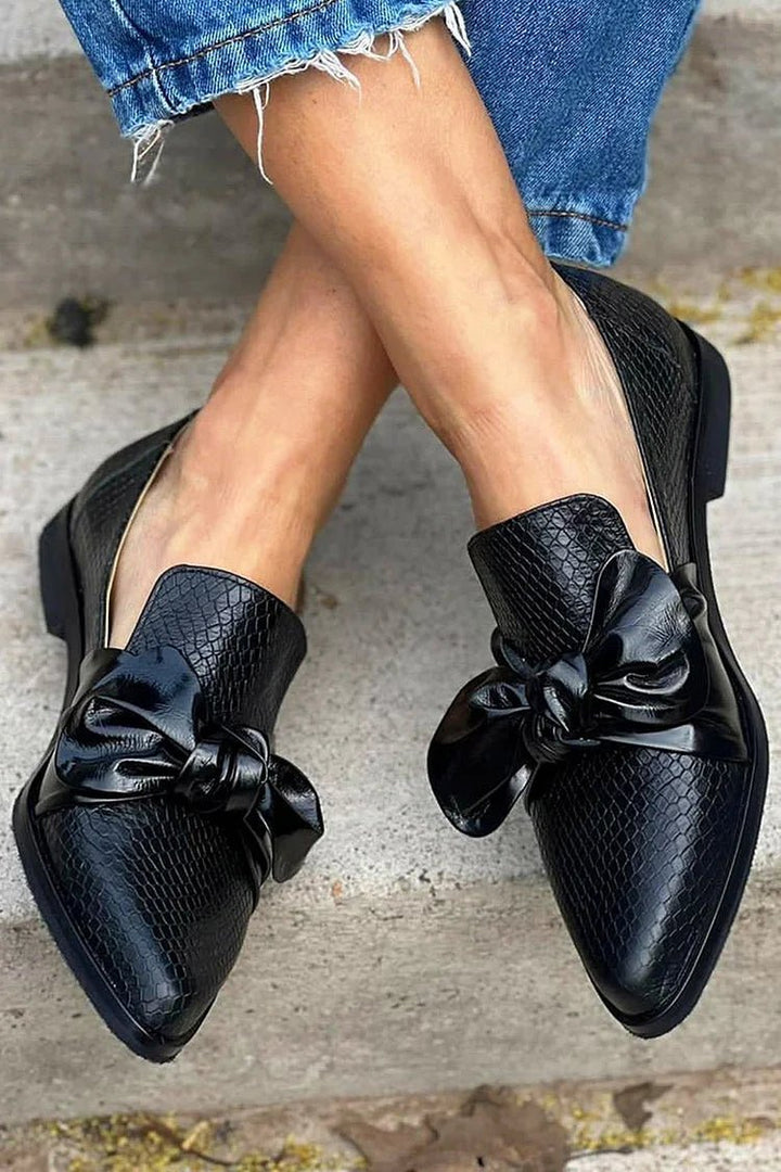 Georgia | Black Loafer With Shiny Bow - Barbara benjamin new york