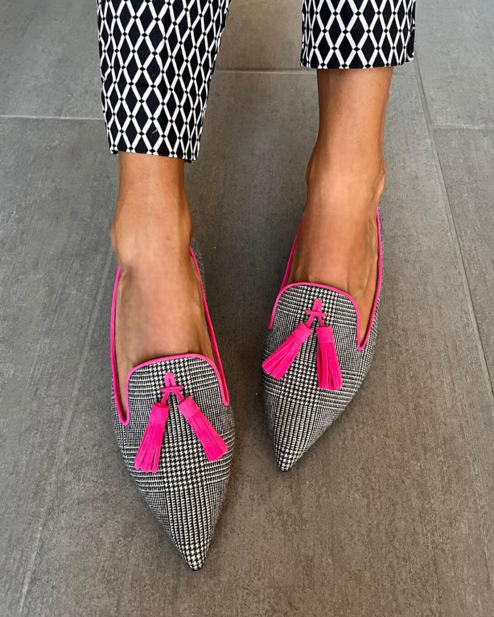 Zoe | Pointed Loafer With Fluo Fringes - Barbara benjamin new york